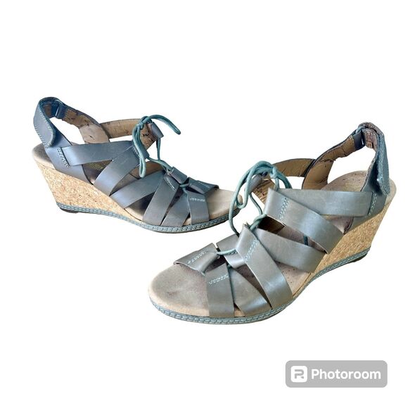 CLARKS Cushion Helio Mindin Lace Cork Taupe Wedge Sandal Womens Size 8 M Heels - Picture 1 of 10
